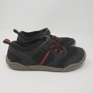 Lands' End Shoes - Kids Lands' End water shoes black red size 4 SALE Lands' End Shoes - Kids Lands' End water shoes black red size 4 SALE